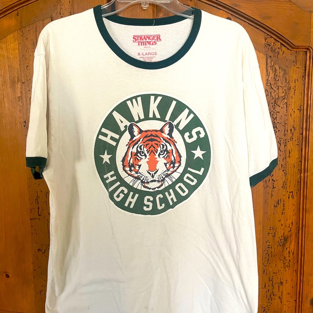 Stranger things tee